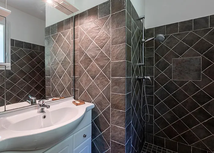 Casa Bavitoli 1er Etage - Avec Jardin Et Terrasse *